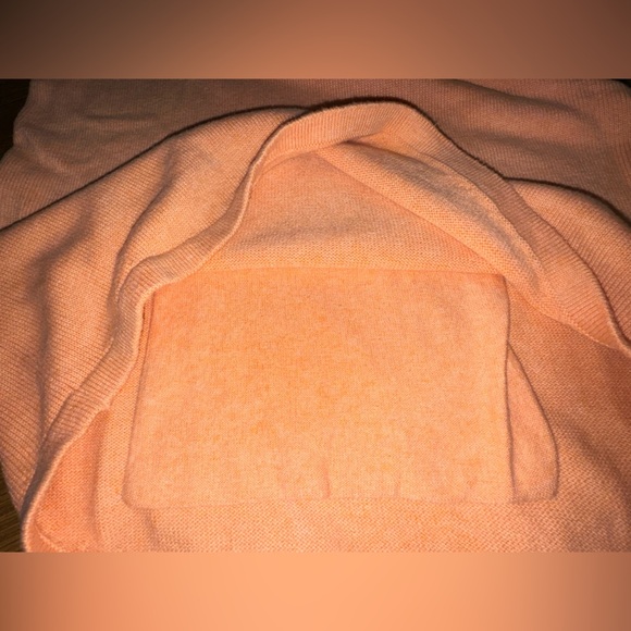 Pure J.Jill Peach Cashmere Zippered Kangaroo Pouch Sweater Size Small - Picture 11 of 11
